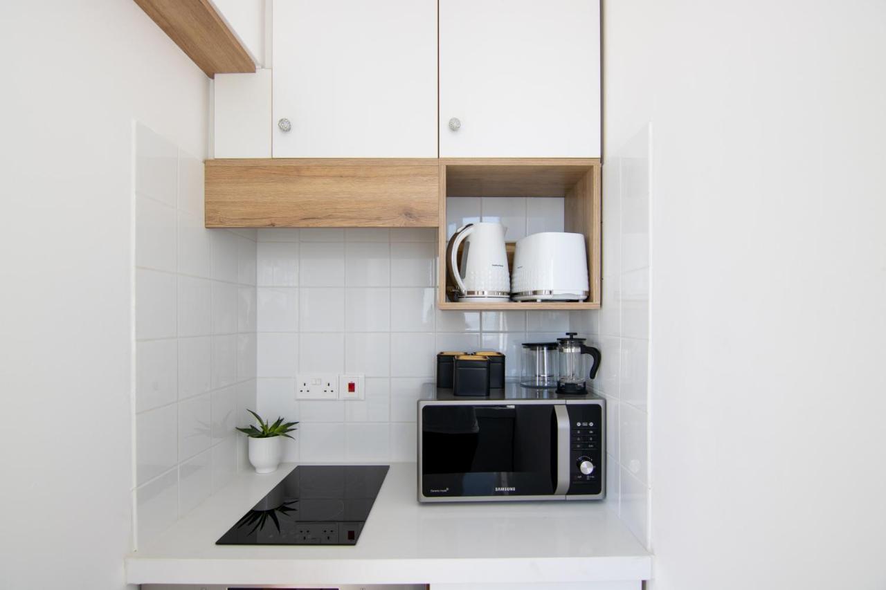 Phaedrus Living Seaview Studio Suite Lighthouse 52 Paphos Buitenkant foto